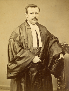 221680 Portret van mr. E.A.A. IJssel de Schepper, geboren 1830, procureur-generaal bij het Provinciaal Gerechtshof van ...